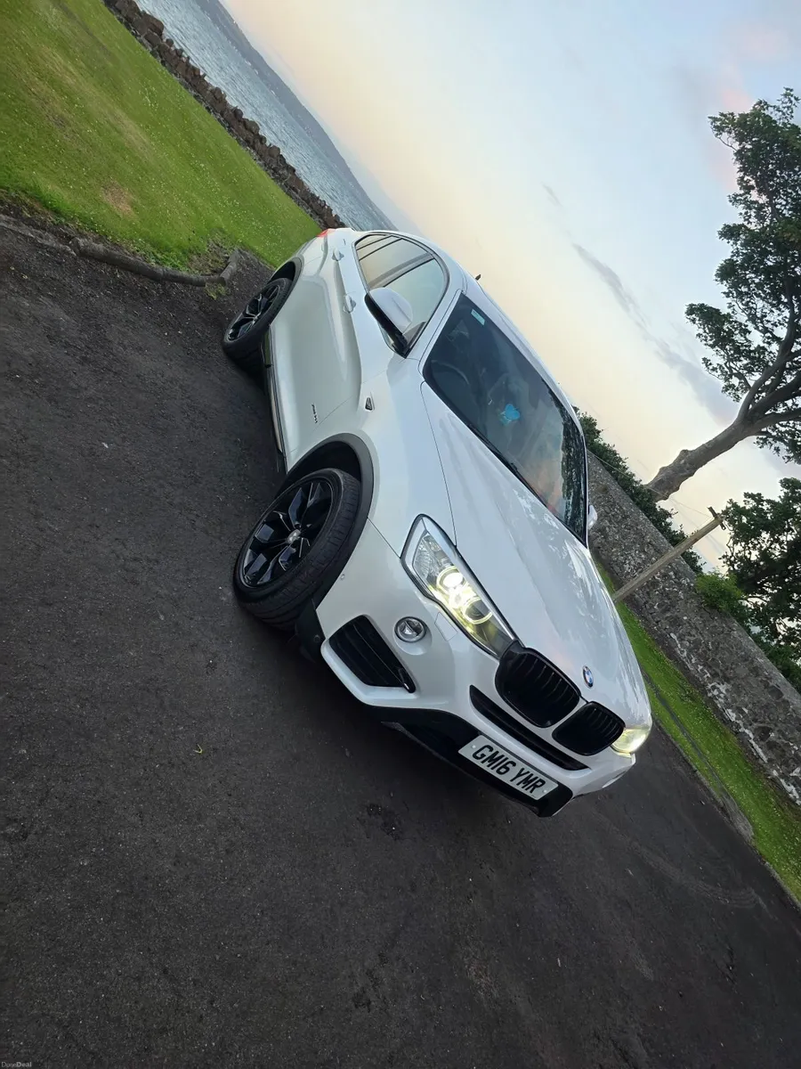 BMW X4 2016 - Image 1