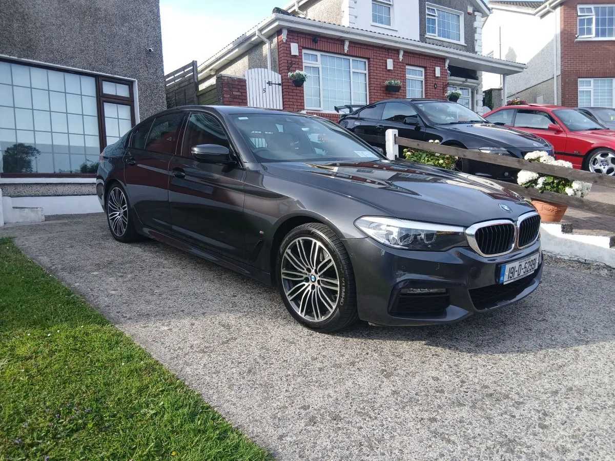 BMW 5-Series 2019 - Image 1