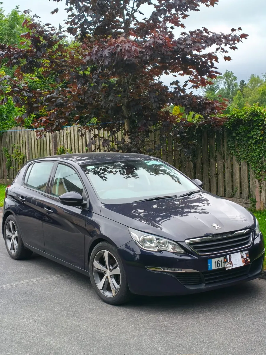 Car - Image 1
