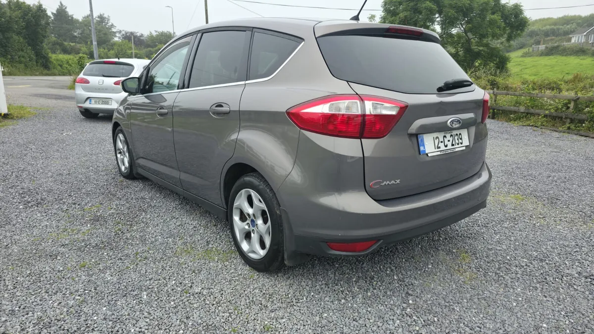 Ford C-Max 2012 - Image 2