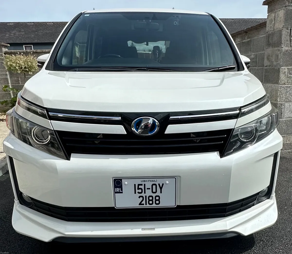 Toyota Voxy 2015 Hybrid – Camping Ready - Image 2