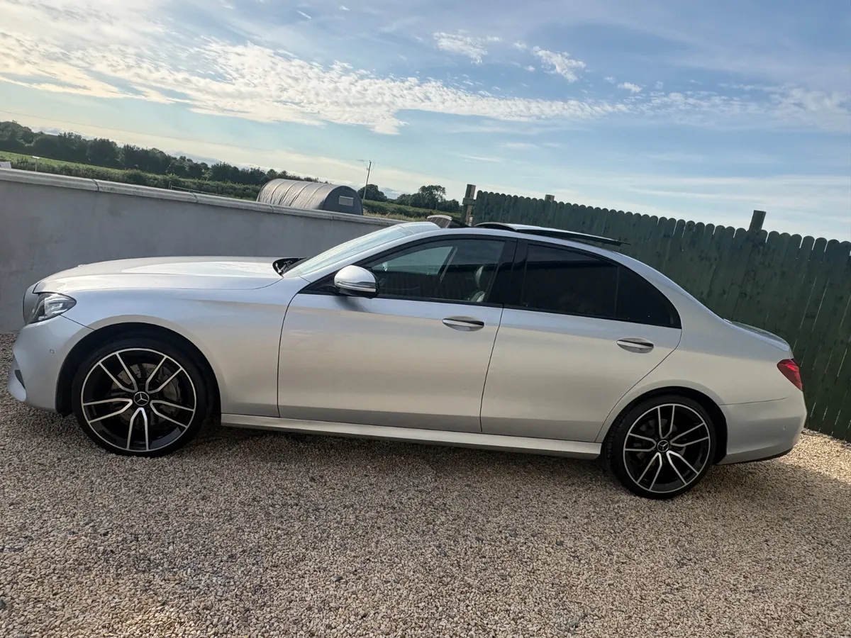 Mercedes-Benz E-Class 2018 - Image 2