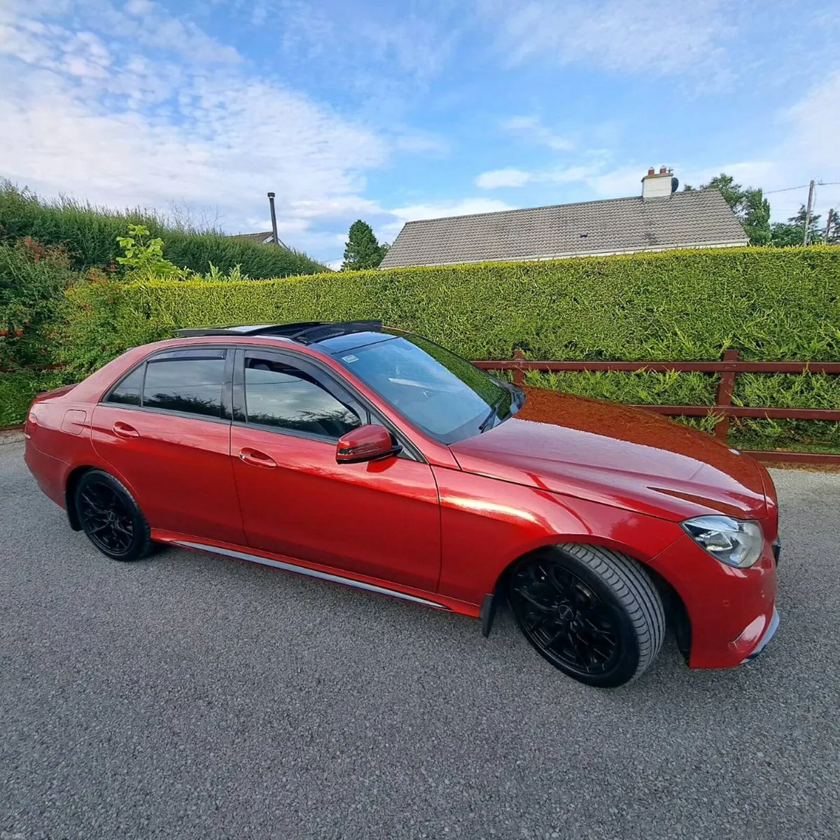 Mercedes E300 - Image 6