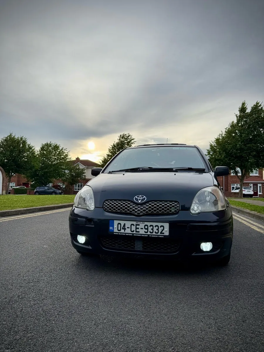 Toyota Yaris 1.0 petrol manual low mileage - Image 1