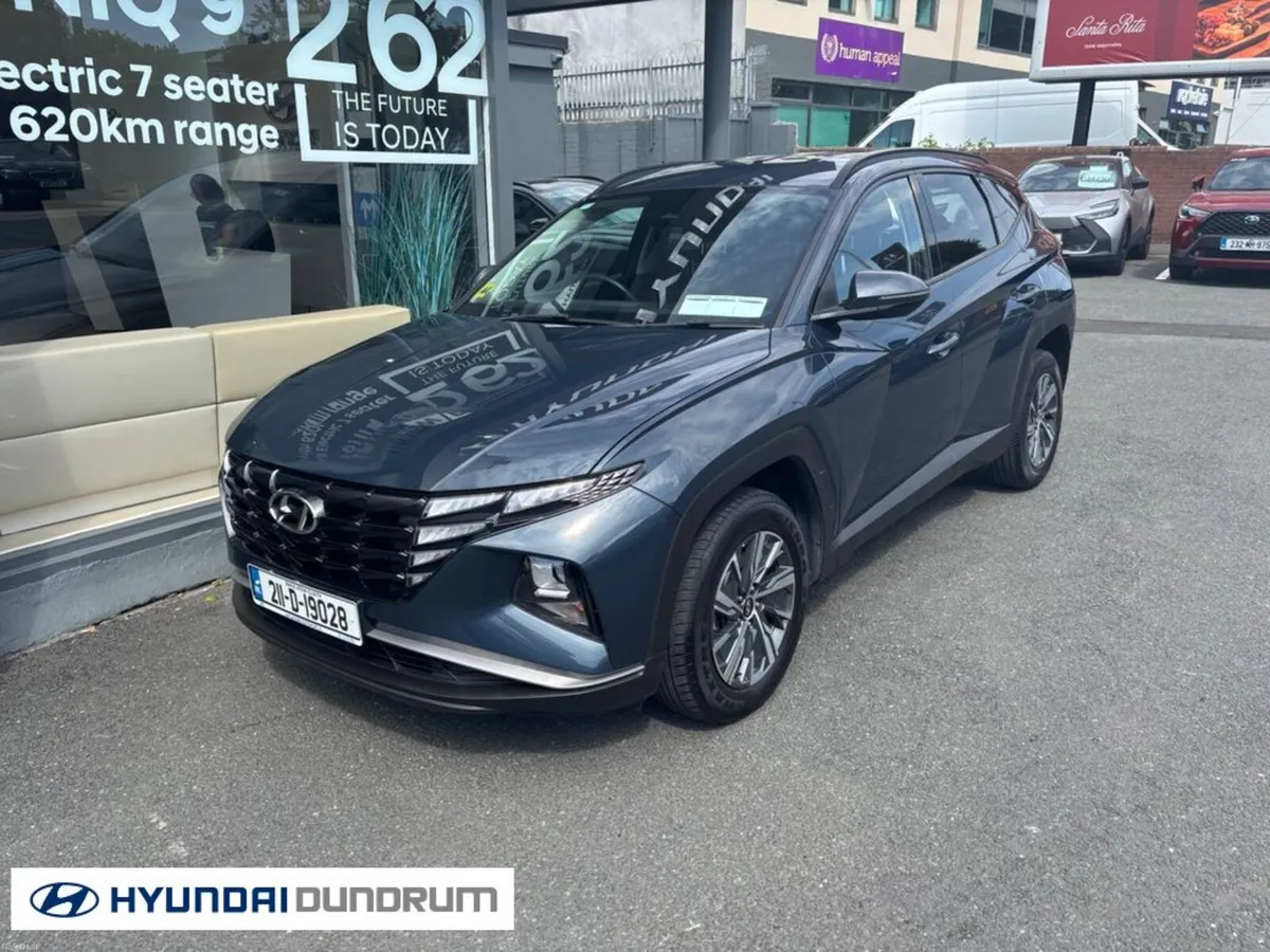Hyundai Tucson ix35 Executive HEV 5DR Auto - Image 4