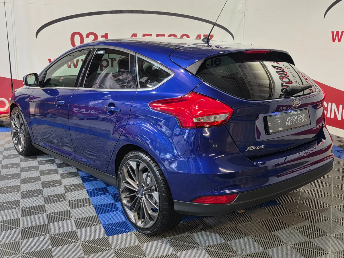 FORD FOCUS 1.5 TDCI MANUAL - Image 4