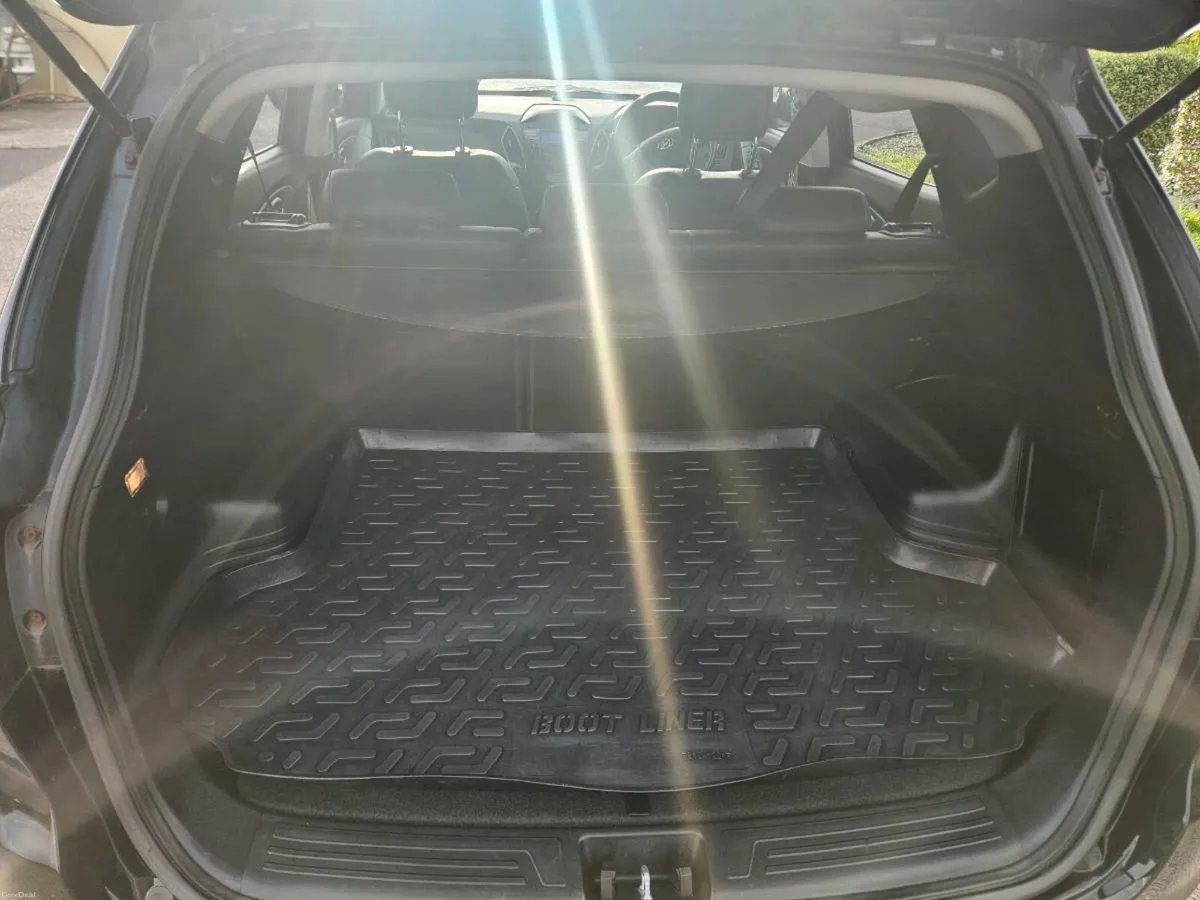 Hyundai ix35 only 88500m new nct - Image 4