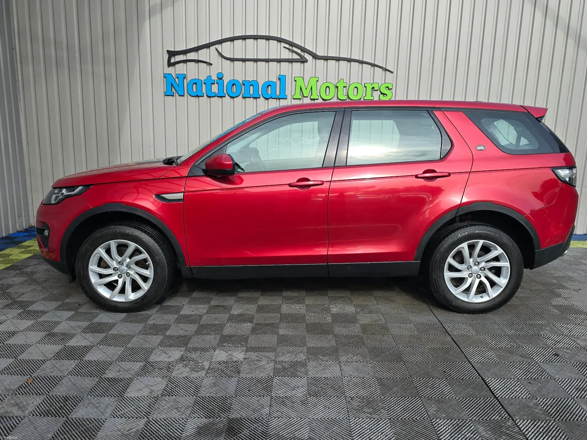 2016 Discovery Sport 2.0 TD4 AUTO 7 Seat - Image 6