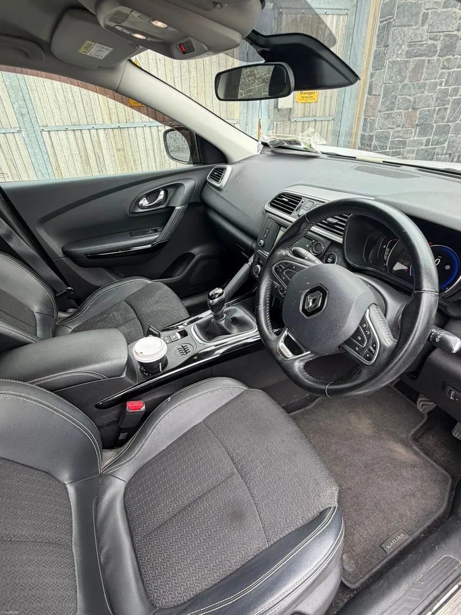 2016 RENAULT KADJAR NCT 12-26 MINT !! - Image 4