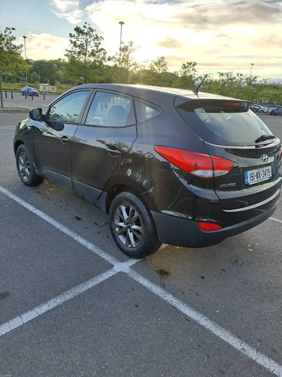 Car - Image 3