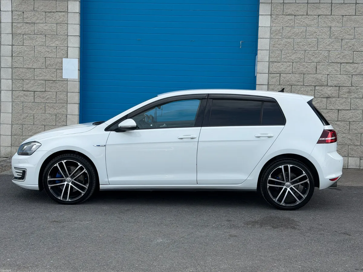 Vw Golf 161Top Spec !! 144kms Auto - Image 4