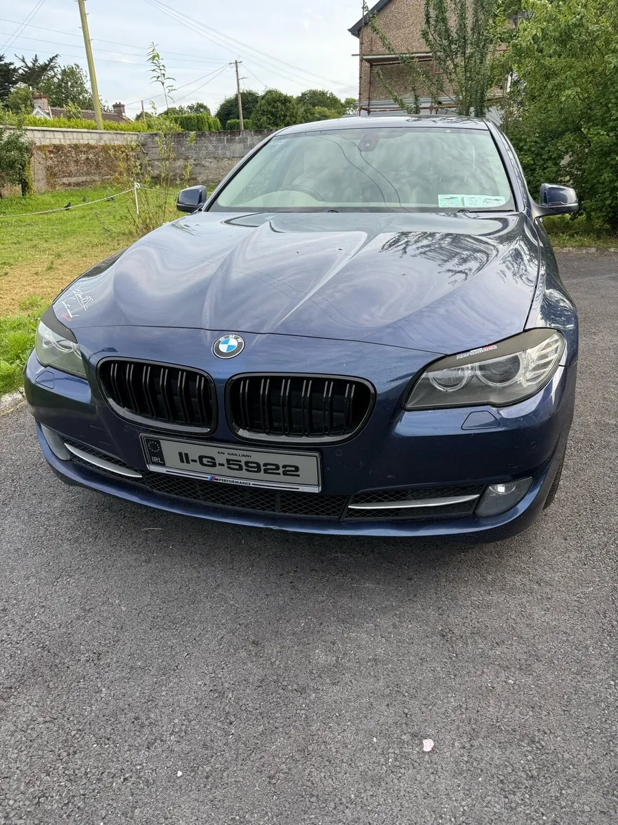 BMW 520D - Image 1