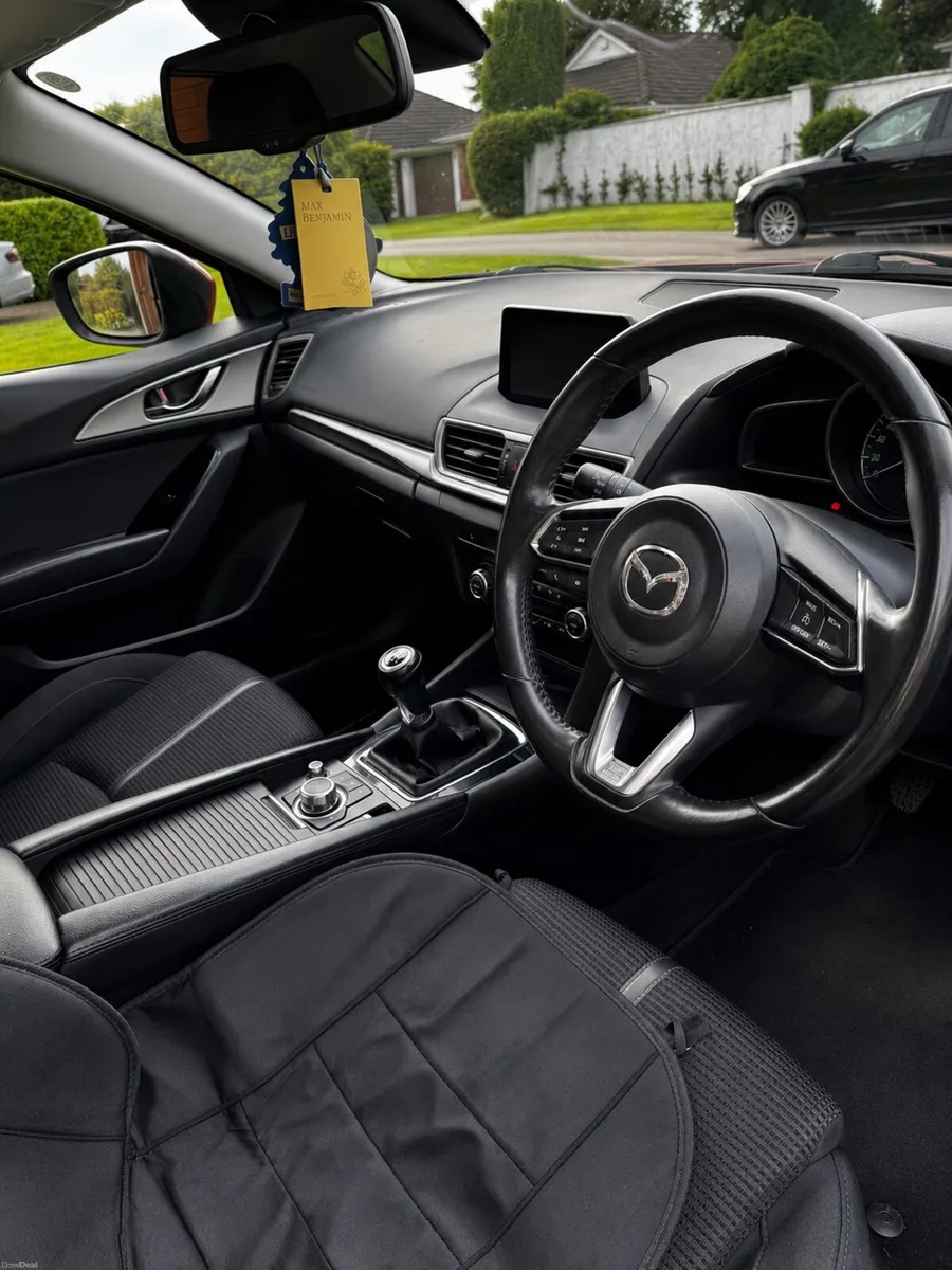 Mazda 3 - Image 4