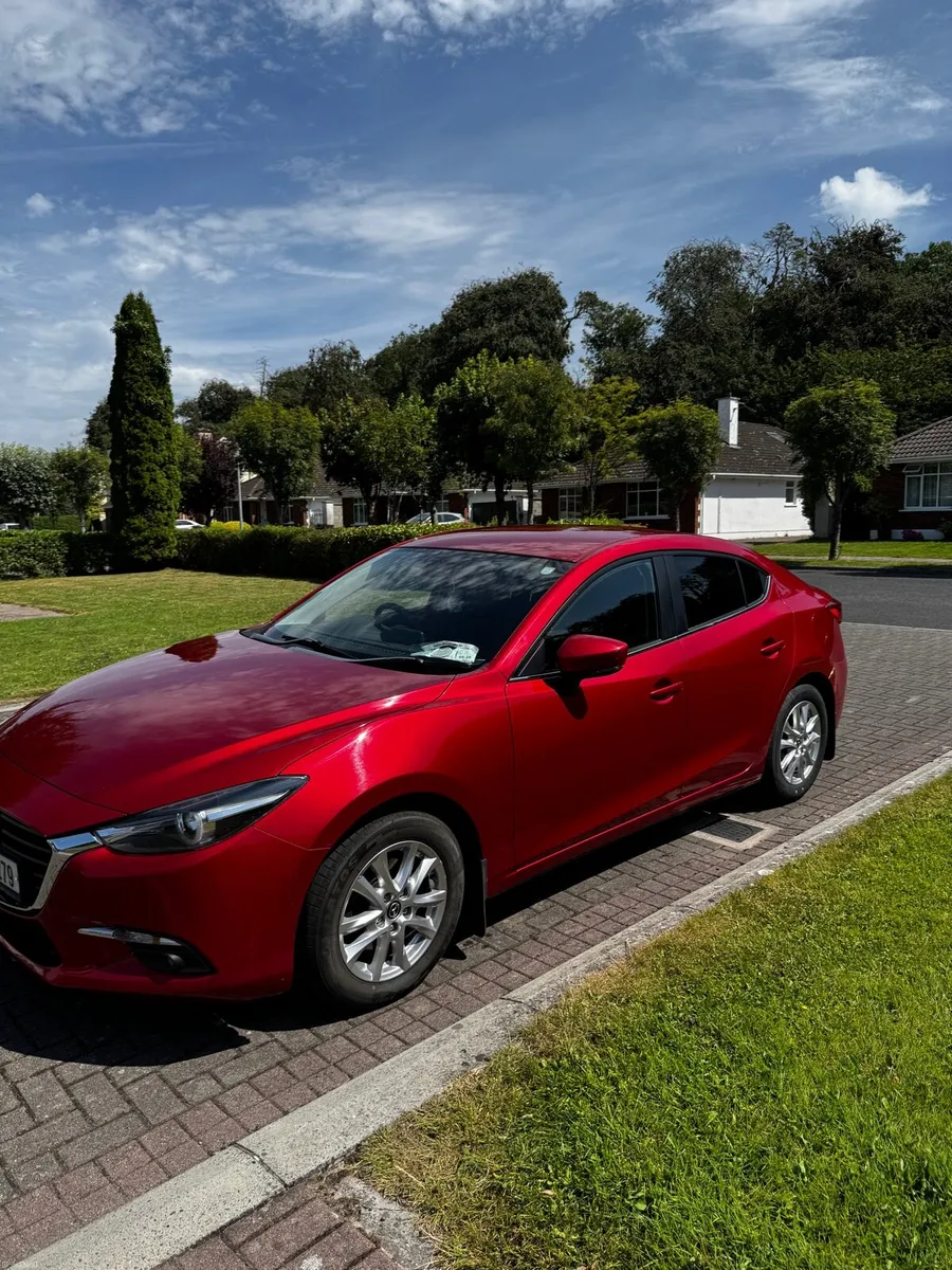 Mazda 3 - Image 2