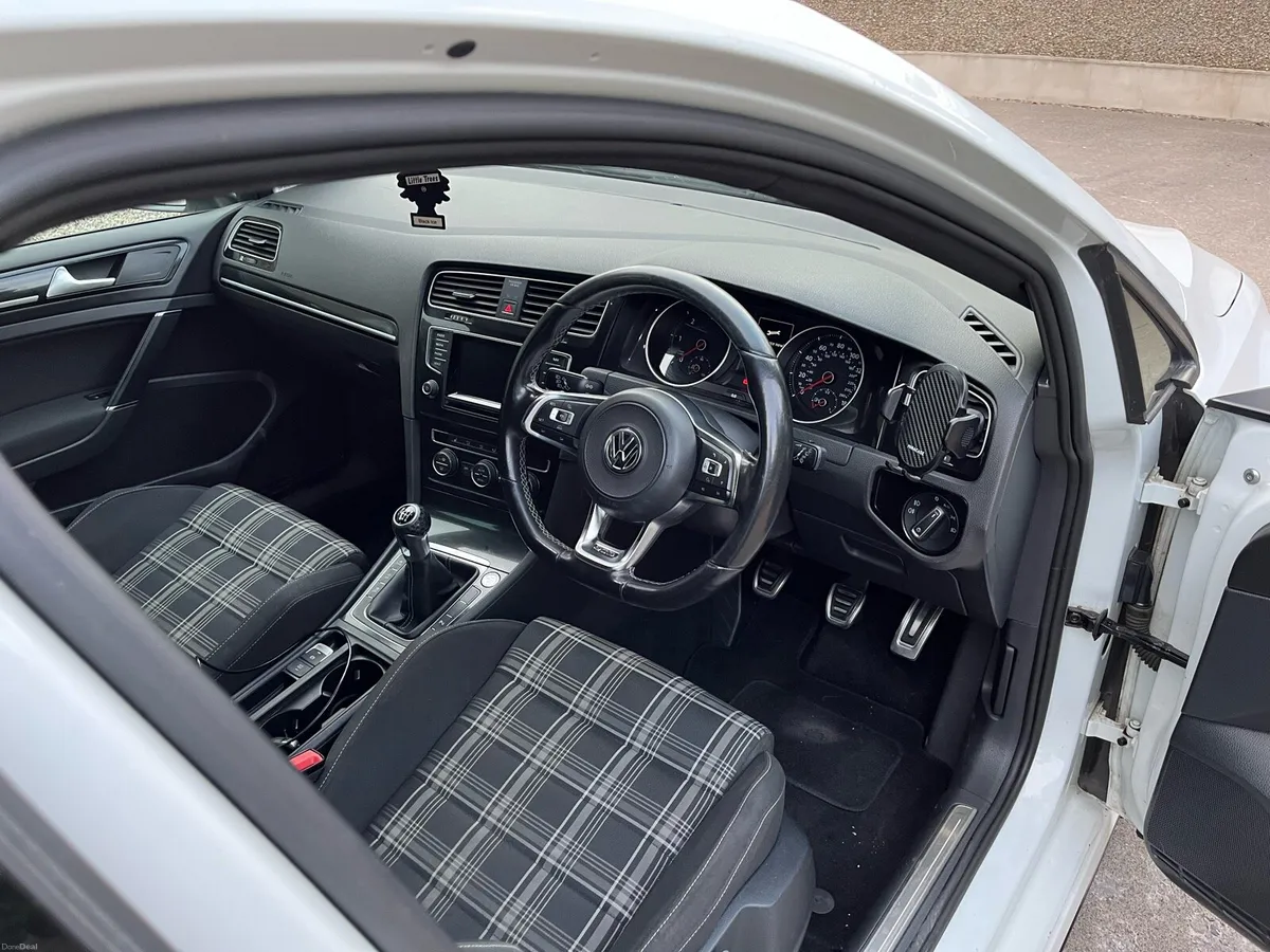 VW gtd golf - Image 4