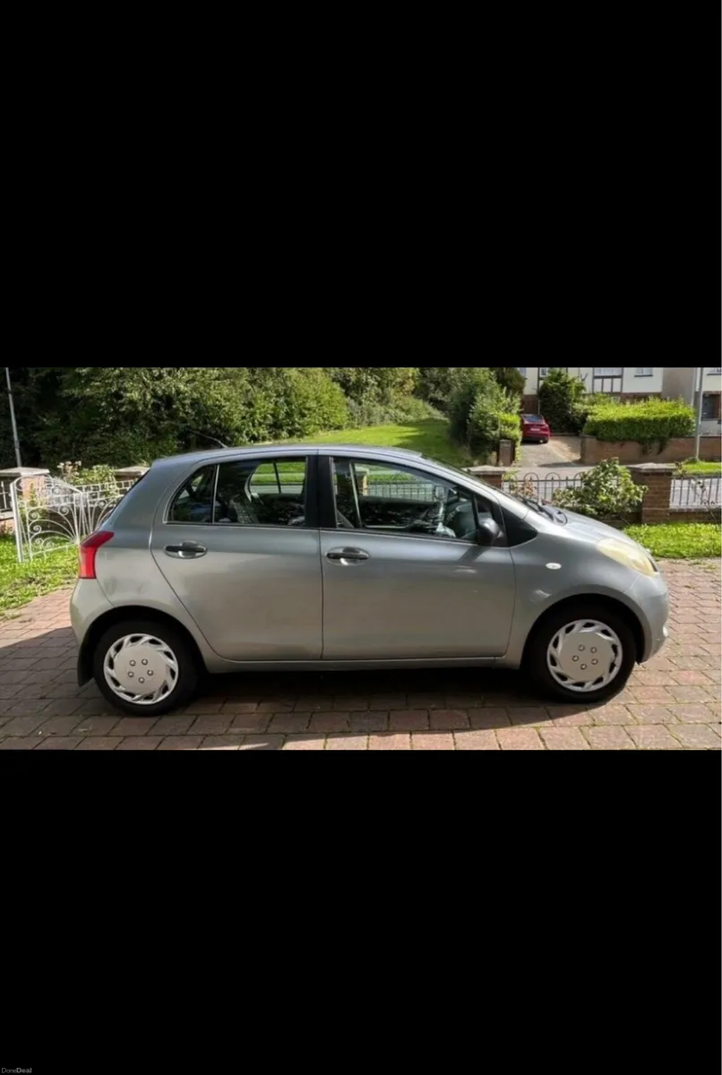 Manual Toyota Yaris 06 1 litre | NCT march 2027 | - Image 1