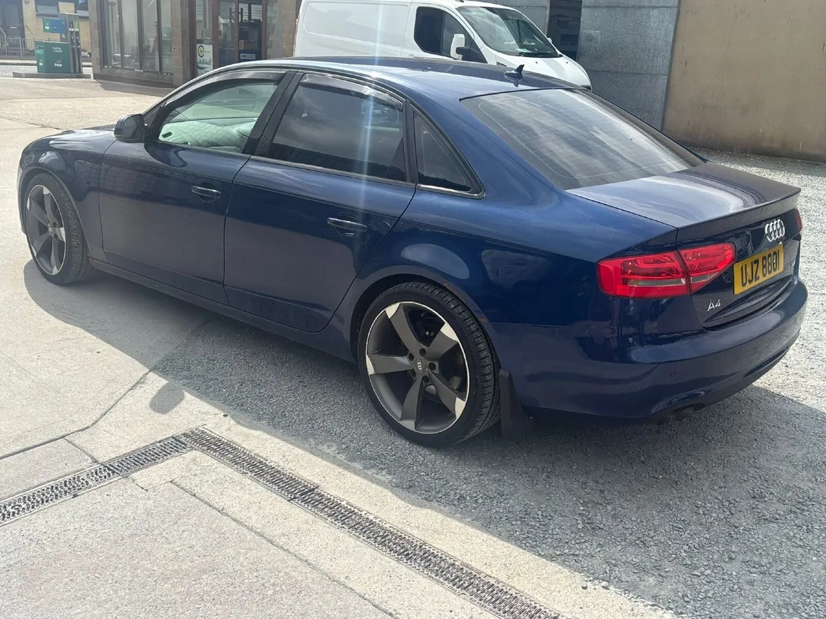Audi A4 2012 - Image 3