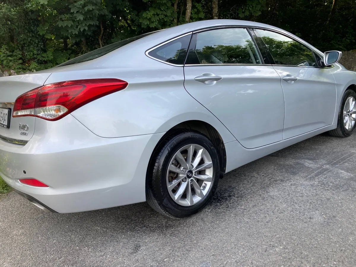 HYUNDAI i40 LUXURY EXECUTIVE AS NEW 🥰 - Image 4