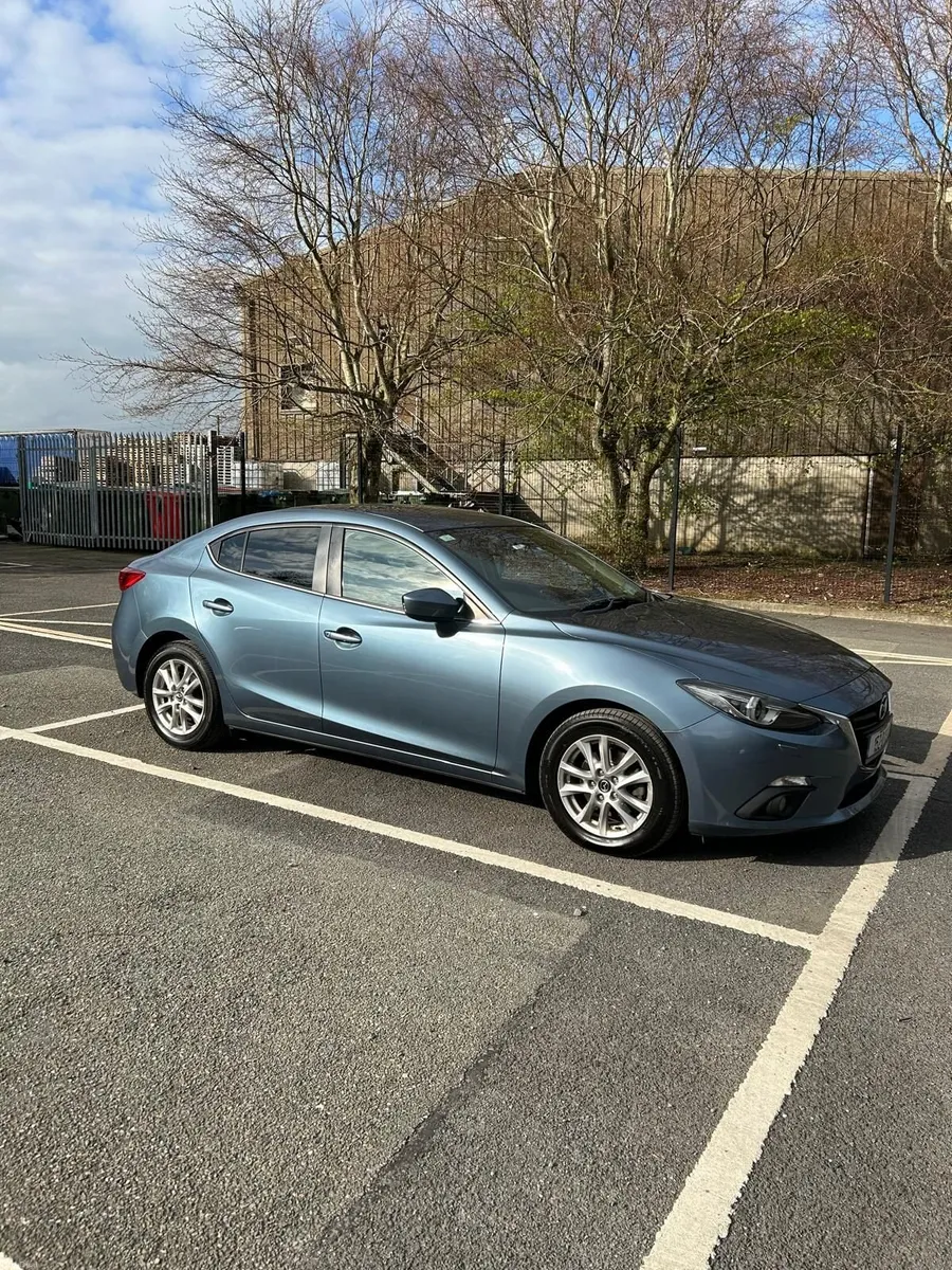 2015 Mazda 3 2.2 Diesel Turbo **Read description** - Image 4