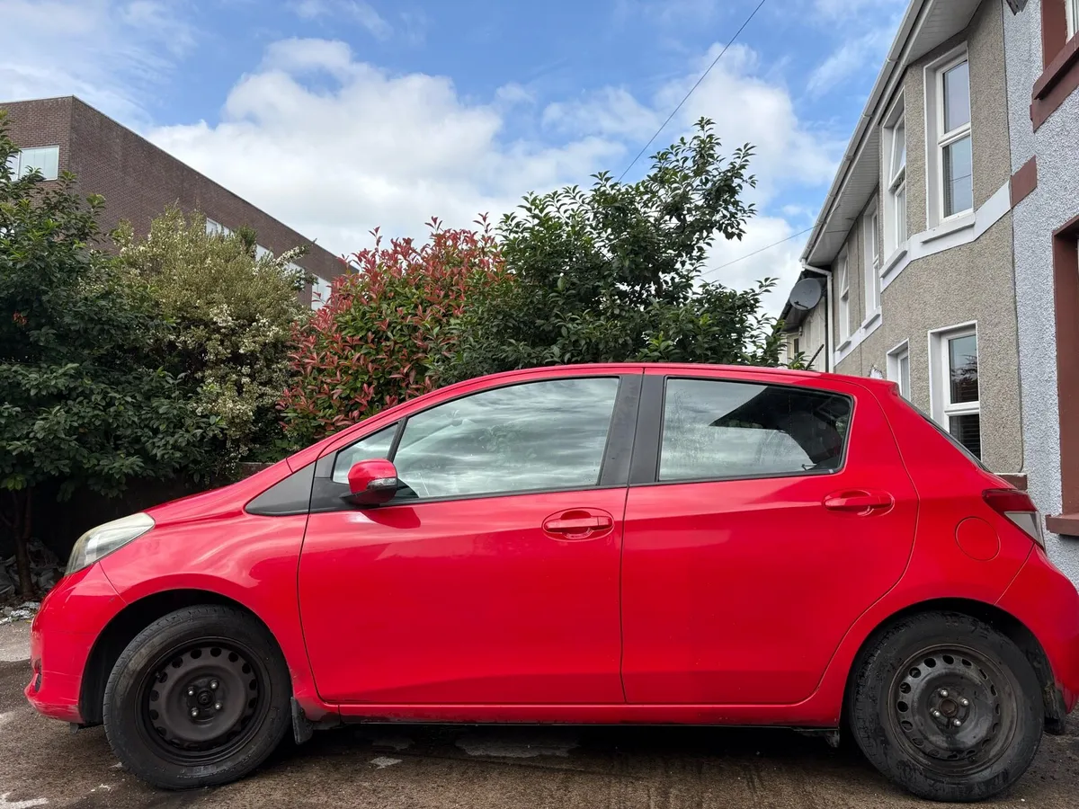 car - Image 2