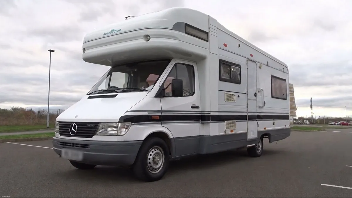 Mercedes 312D Auto Trail Scout - Image 1
