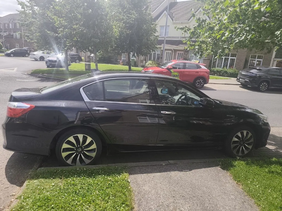 Honda Accord 2013 - Image 3