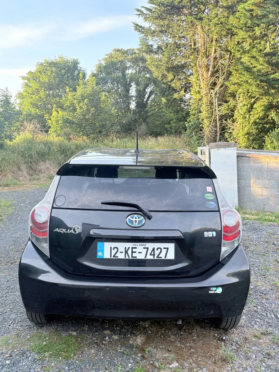 Toyota Aqua 2012 Automatic [Low mileage] - Image 5