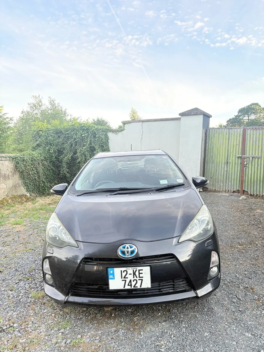 Toyota Aqua 2012 Automatic [Low mileage] - Image 1