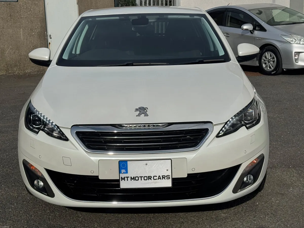 Peugeot 307 Automatic 1.2  Petrol 2017 - Image 3