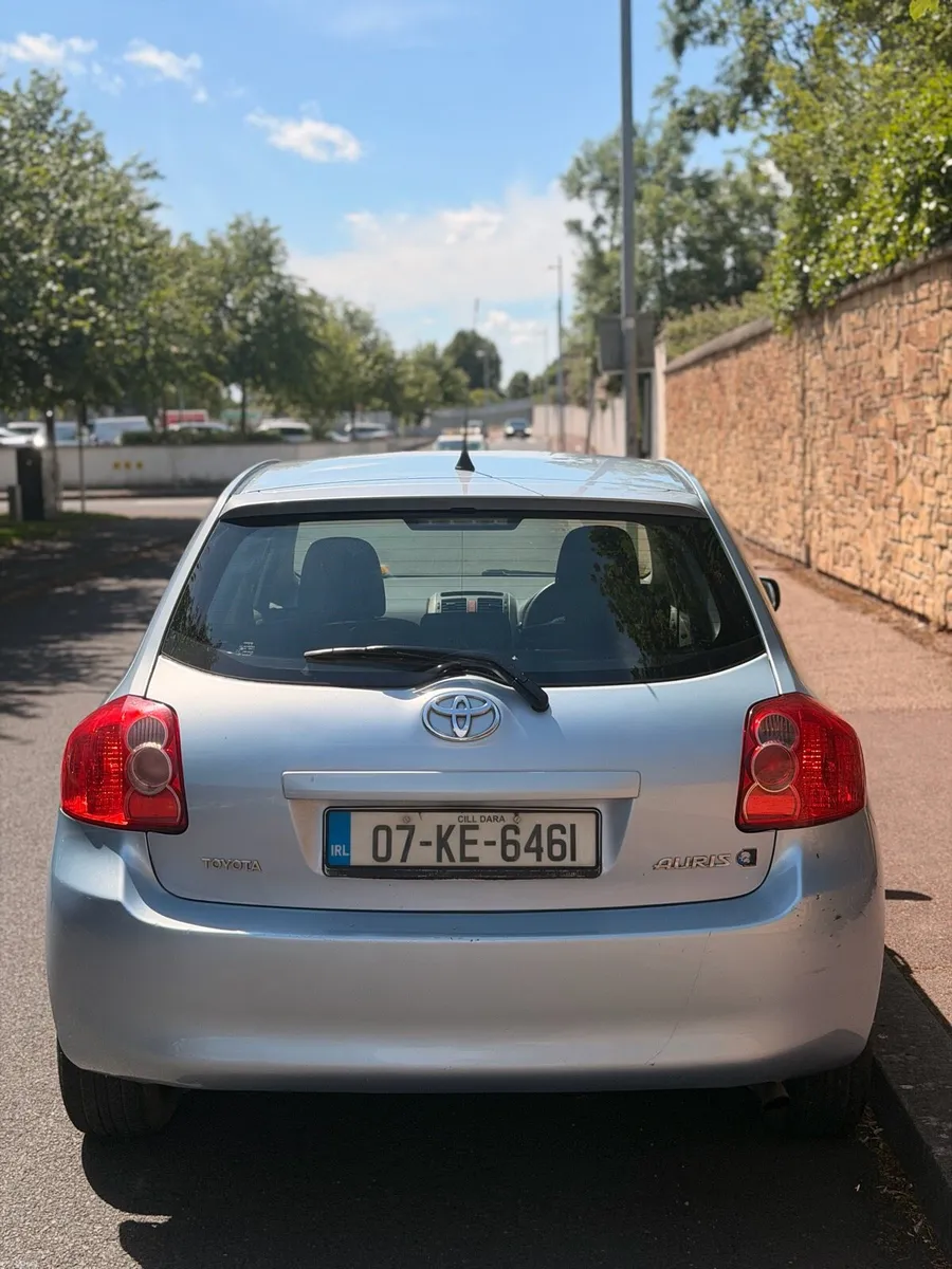 Toyota Auris 1.4L NCT 4/27 TAX 9/26 + 99.000 miles - Image 4