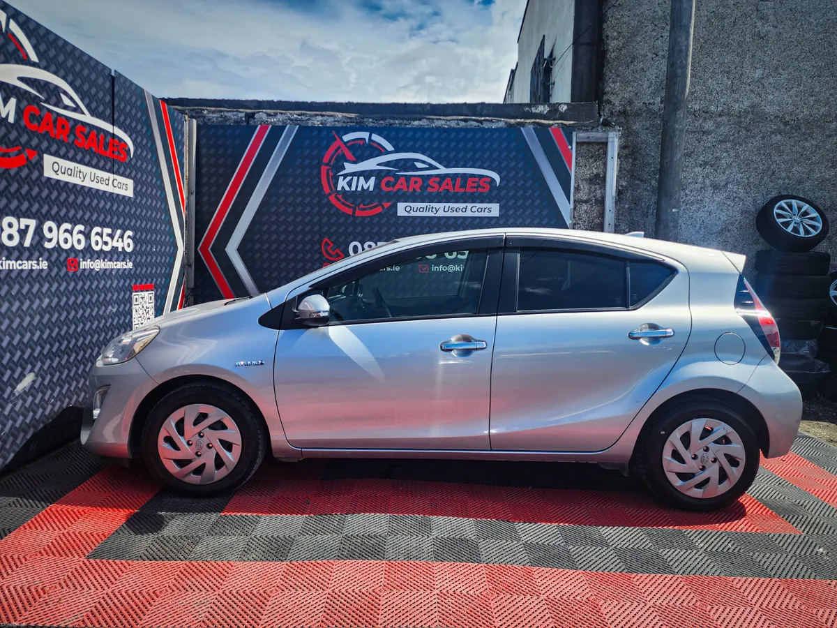 Toyota Aqua 2017 - Image 5