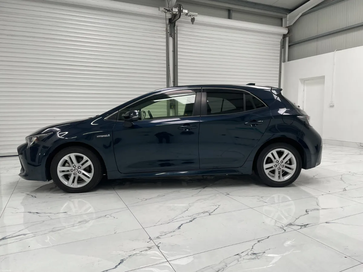 2019 Toyota Corolla 1.8 VVTi Hybrid Auto - Image 6