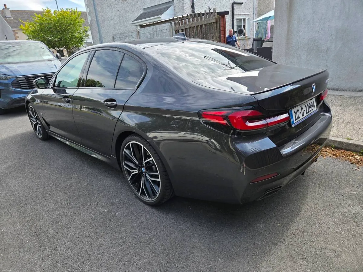 Bmw 520 msport - Image 4