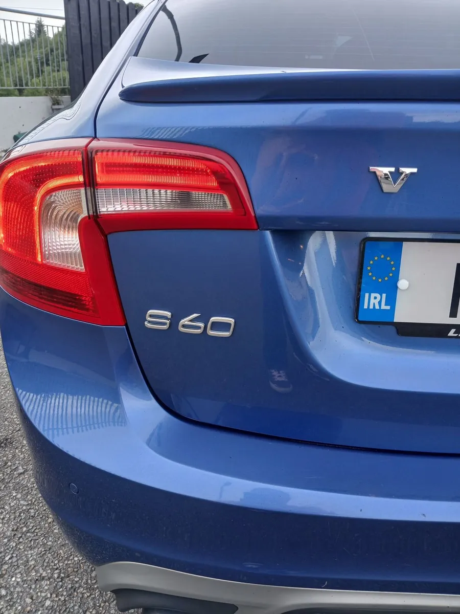 Stunning Volvo S60 2018 - Image 4