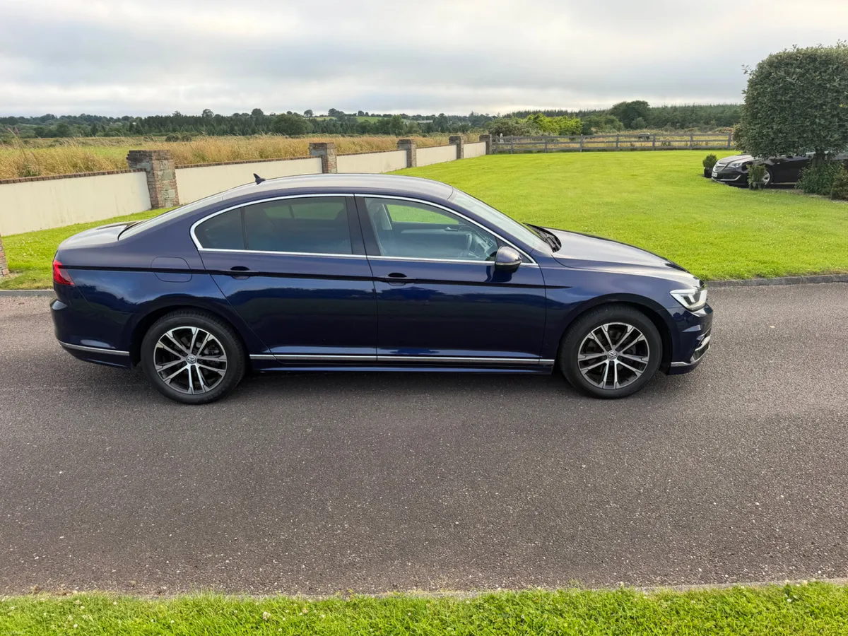 Volkswagen Passat 1.6 TDI R Line - Image 6