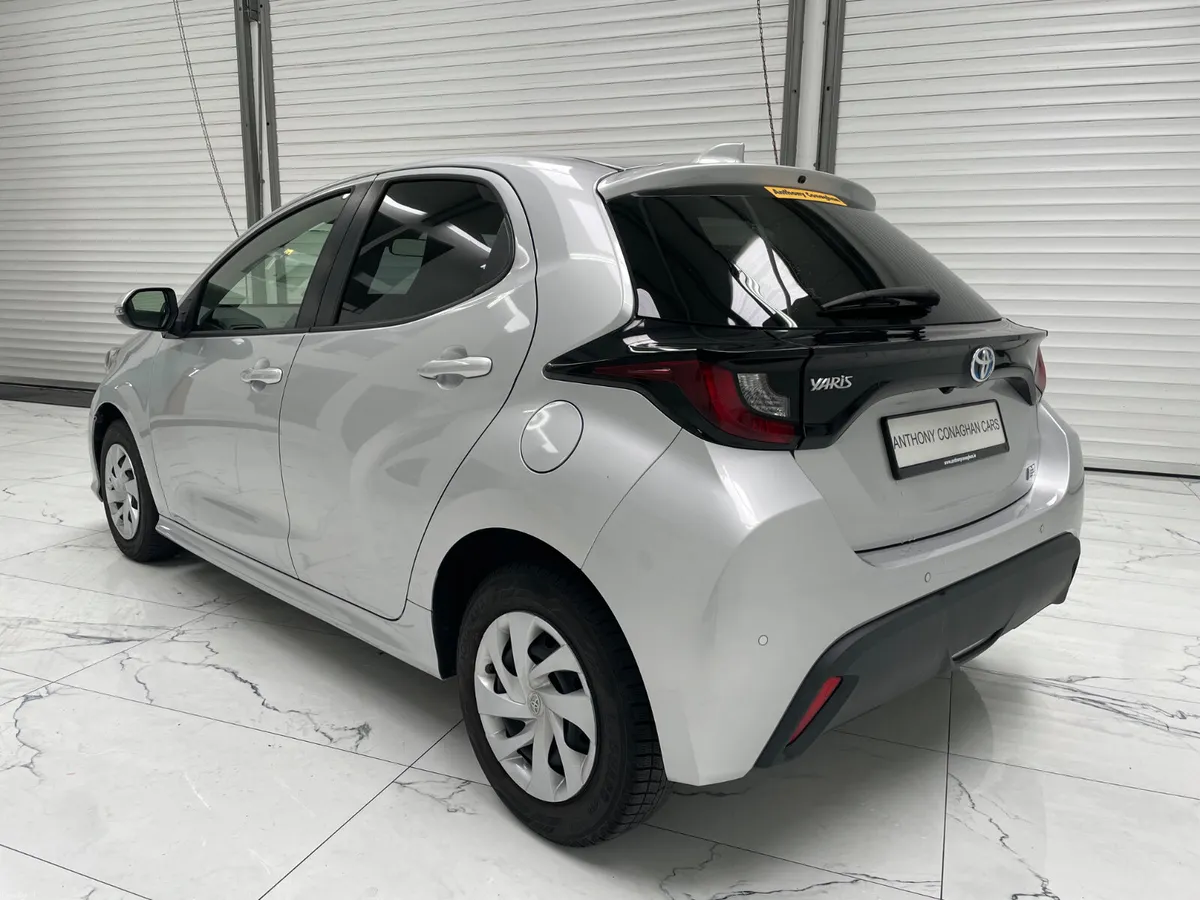 2021 Toyota Yaris 1.5 Vvti Hybrid Auto - Image 6