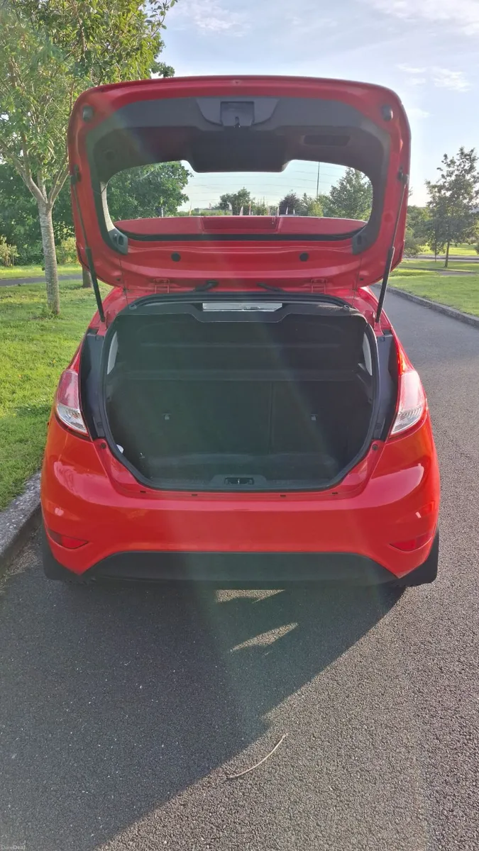Ford Fiesta 2015 - Image 3
