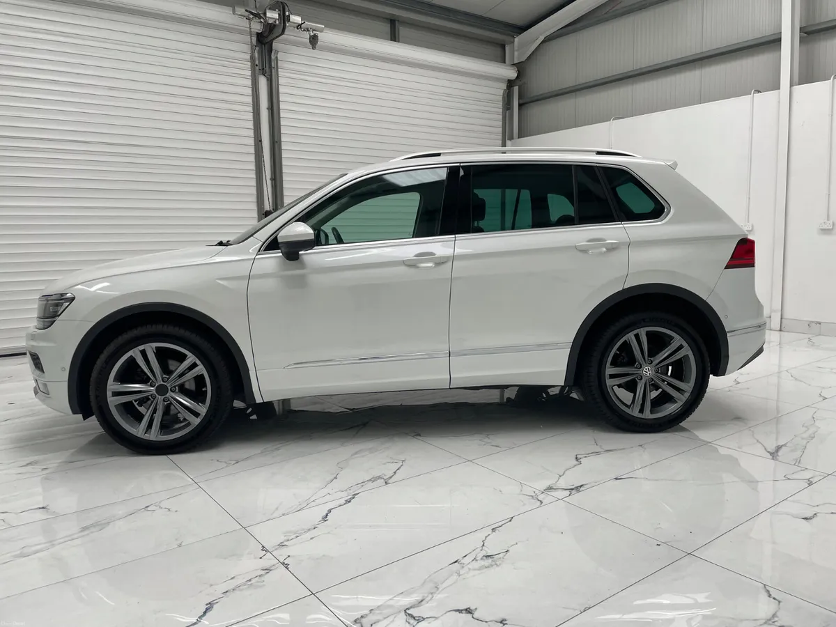 2019 Tiguan Comfortline R-Line Spec 4Motion - Image 5