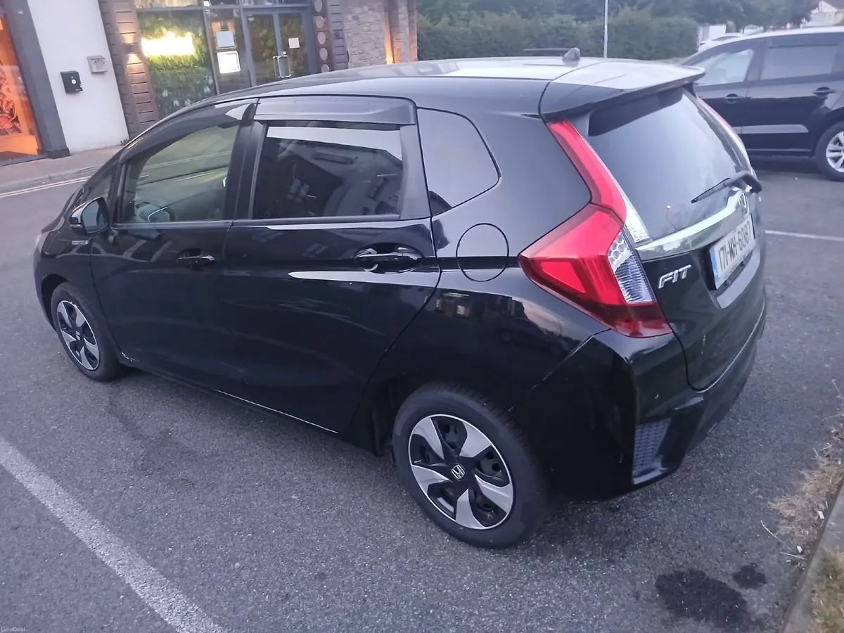 Honda Fit 2017 - Image 5