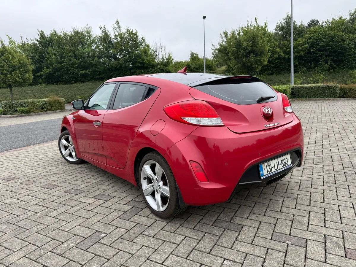 Hyundai veloster - Image 3