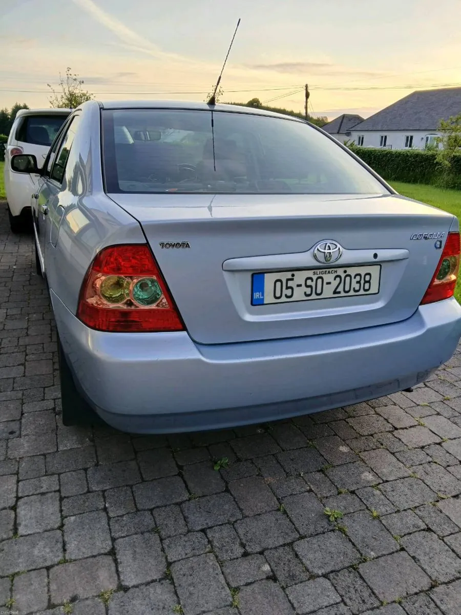 Toyota Corolla - Image 5