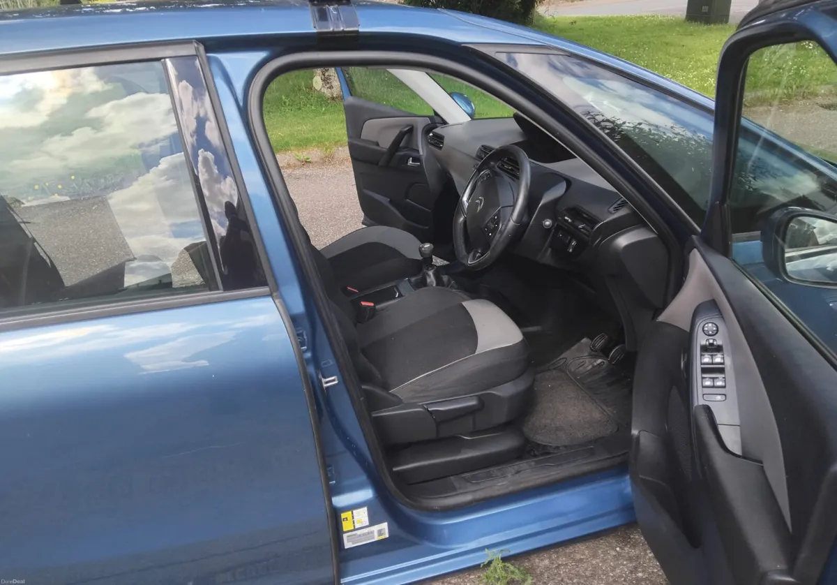 Citroen C4 2014 Fully Serviced Nct and Tax - Image 6