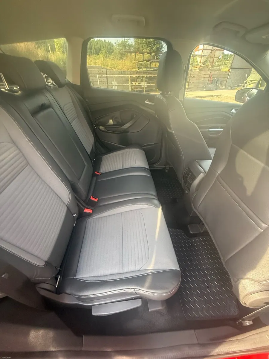 Ford Kuga - Image 6