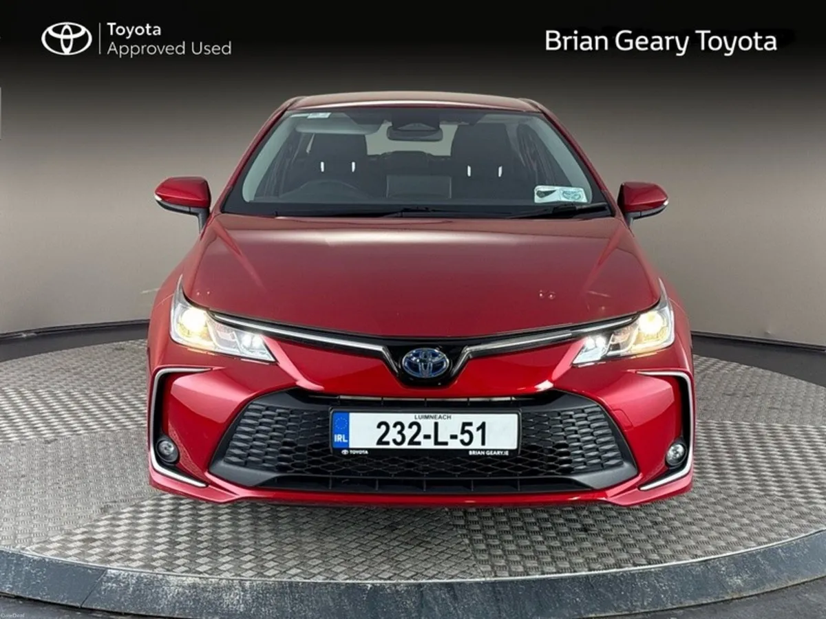 Toyota Corolla LUNA SALOON Hybrid - Image 5