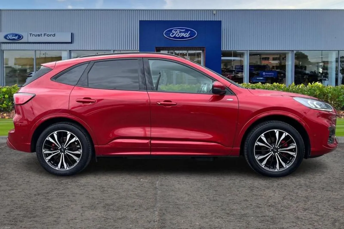 Ford Kuga ST-Line X Edition - Image 3