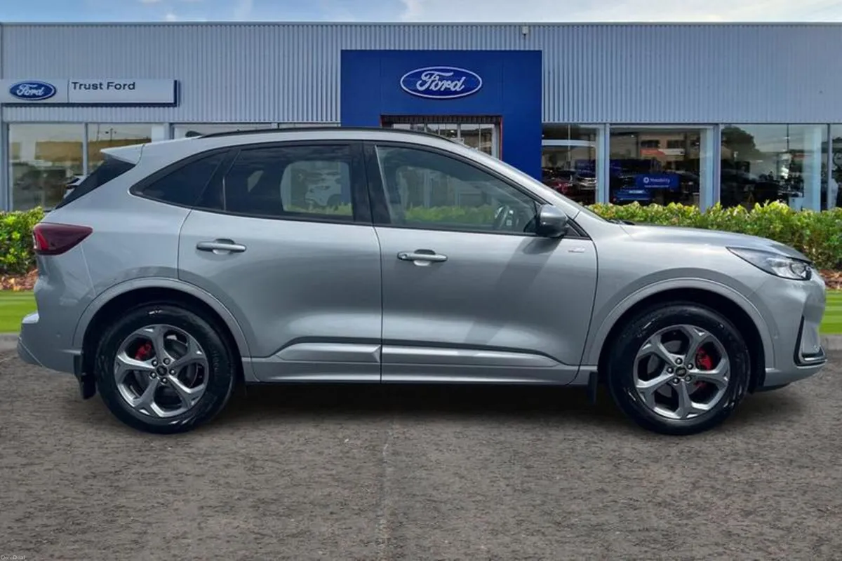 Ford Kuga ST-Line - Image 3