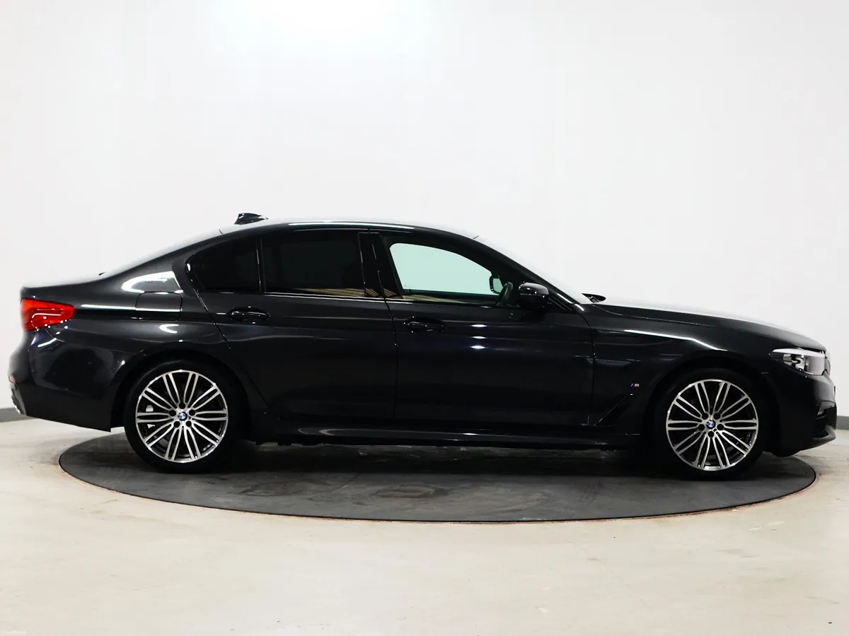 *24* 2018 BMW 5-Series 2.0 m-sport auto - Image 3