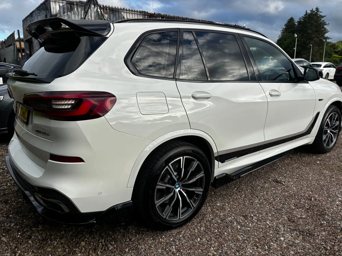 2022 BMW X5 xDrive45e M Sport 5dr Auto - Image 4
