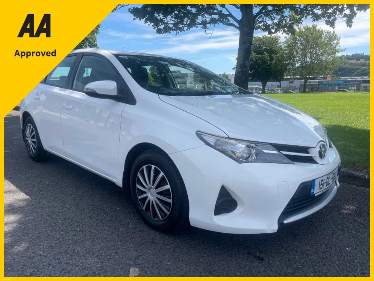 Toyota Auris 1.4 D-4D TERRA FREE DELIVERY - Image 1
