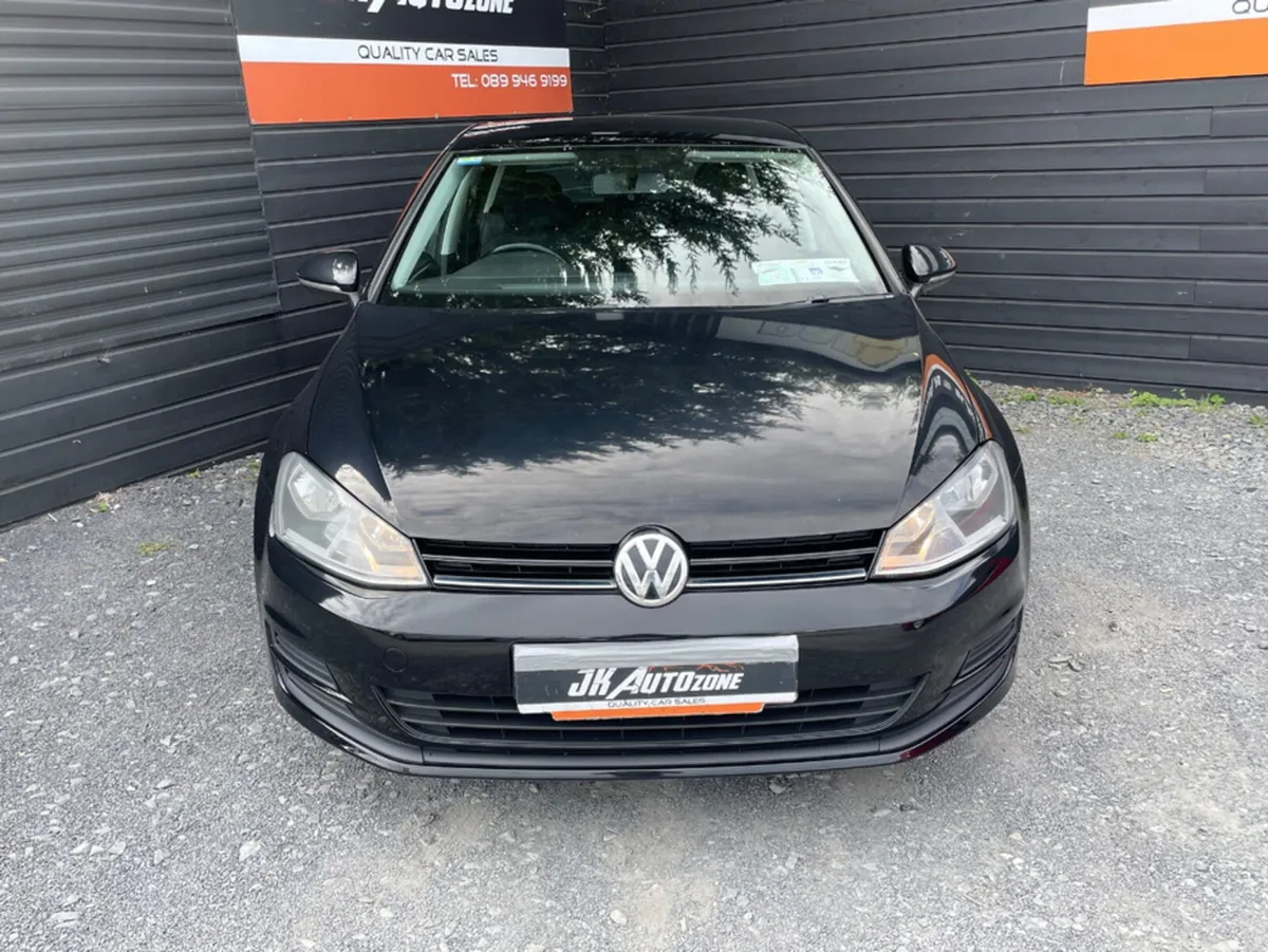 Volkswagen Golf TRENDLINE 1.6 TDI - Image 2